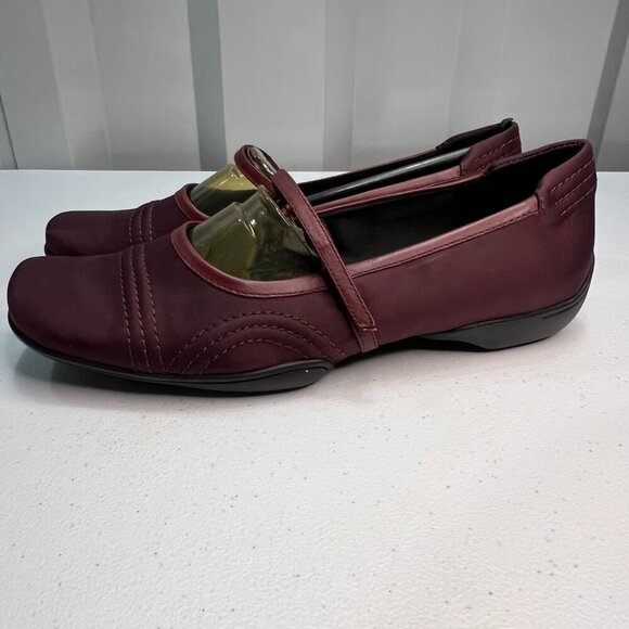 Nine West Rozene Wine Mary Jane Style Flats Size 7.5 M Slip On Drivers Classic - Picture 5 of 10